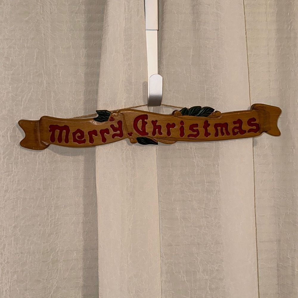 Vintage Handmade Chiseled Wood “Merry Christmas” Sign Tan Red Green